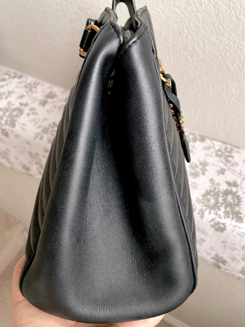 Louis Vuitton New Wave Navy Leather Shoulder Bag - Picture 4 of 8